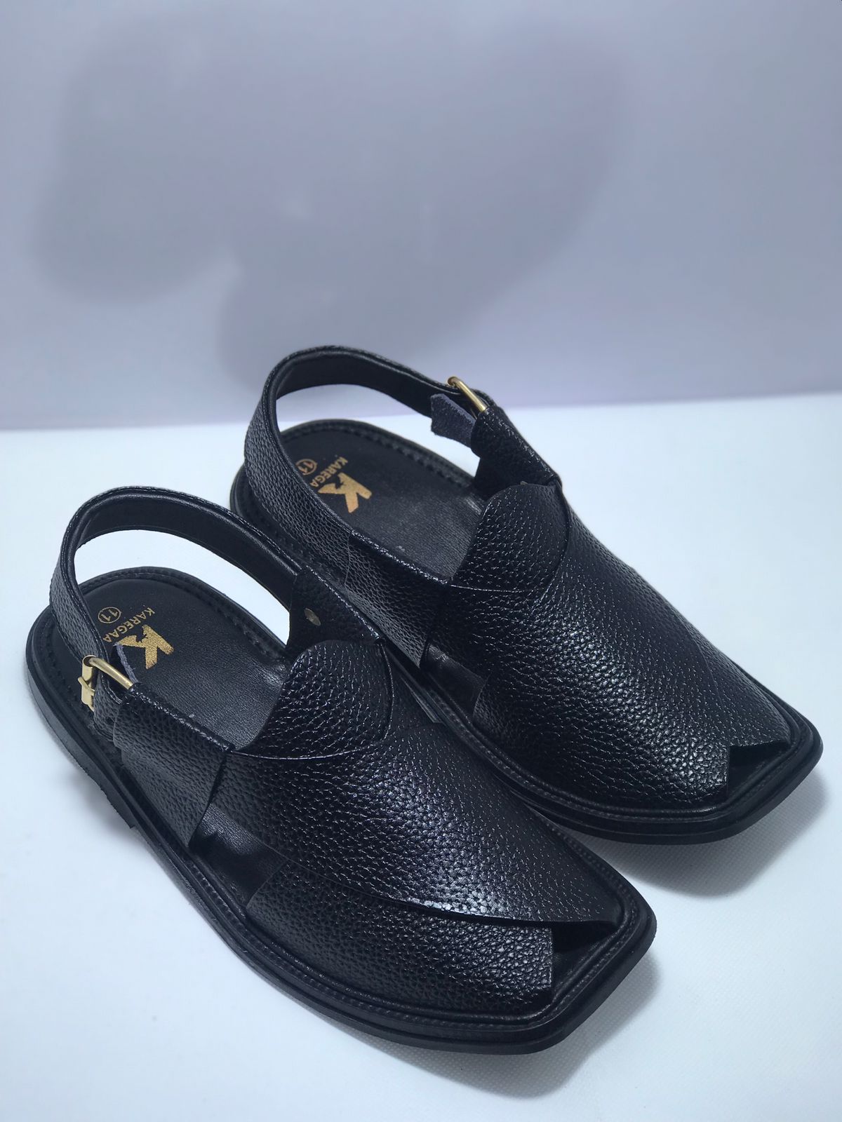 Man Peshwari Chappal