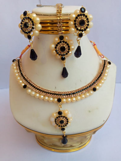 Necklace With Earrings and head teeka